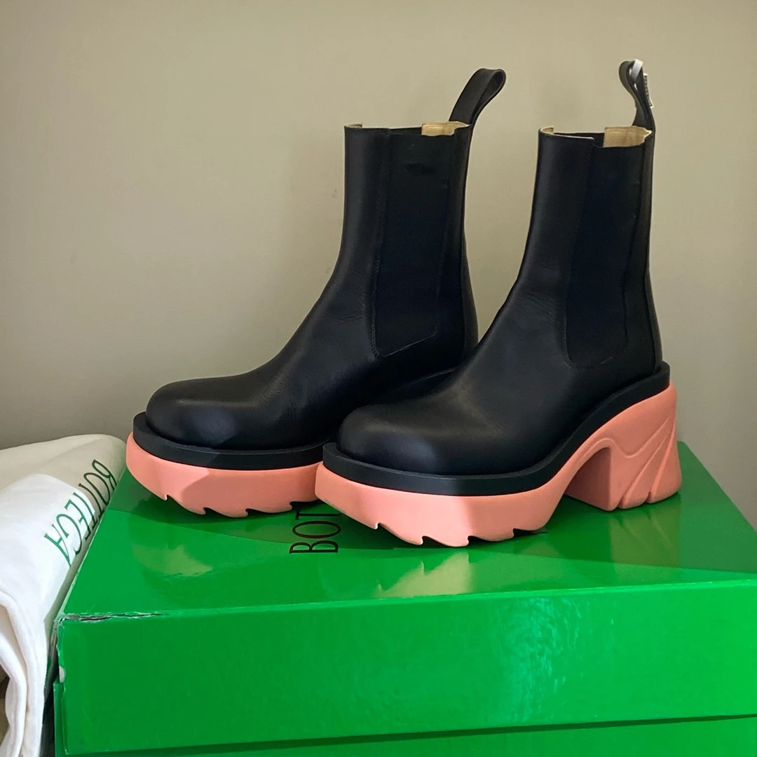 Bottega Veneta BV黑粉厚底切尔西靴/36码/全新原盒/19162