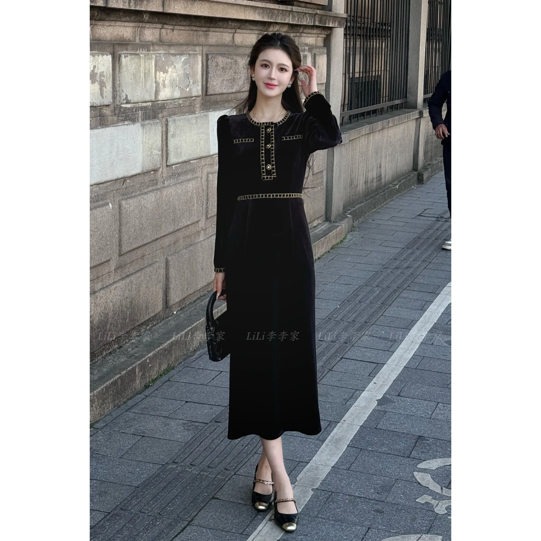 【圆舞曲】LiLi法式复古黑金丝绒连衣裙XMZH5560