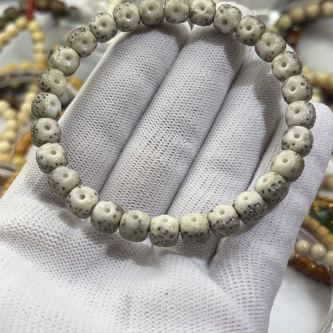 星月菩提吊坠深坑无相