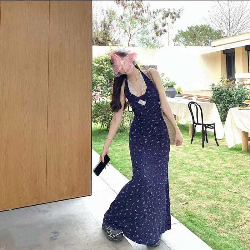 V领设计感连衣裙无袖挂脖吊带裙度假风收腰露背气质长裙披肩套装