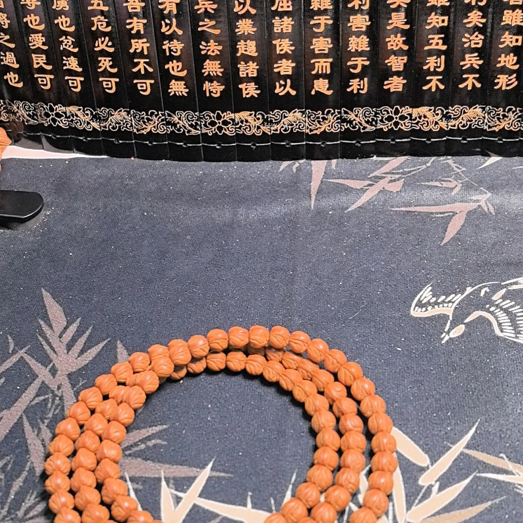 吊坠桃核小龙纹脖挂10