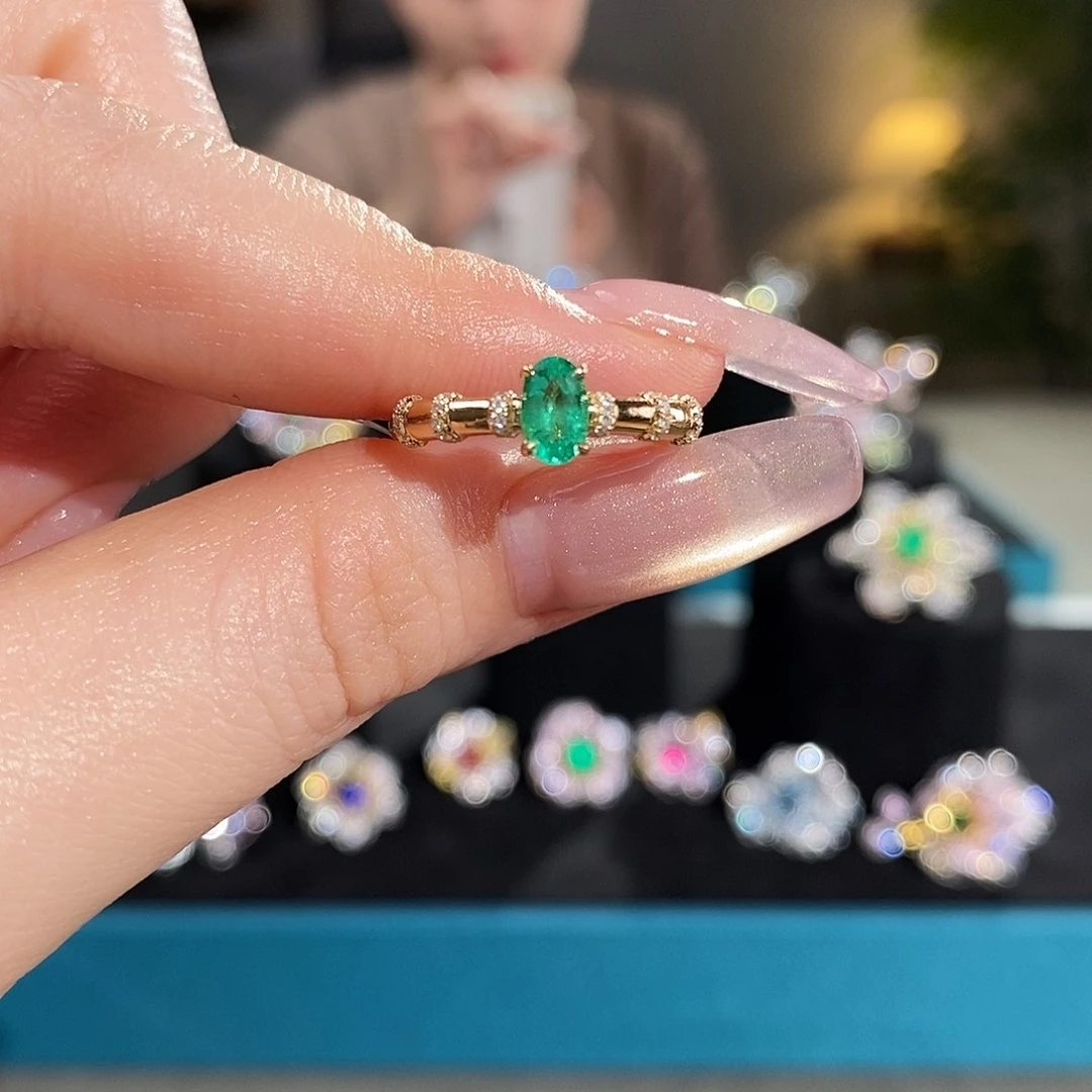 戒指祖母绿18K金镶嵌0.4ct哥伦比亚