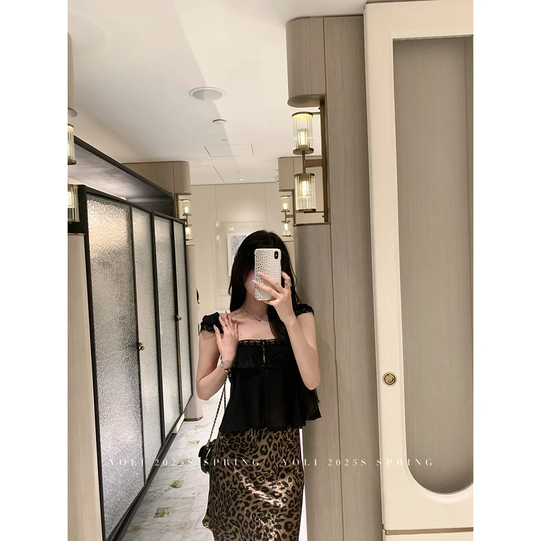 YOLI 张宥利  "初恋日记"蕾丝吊带