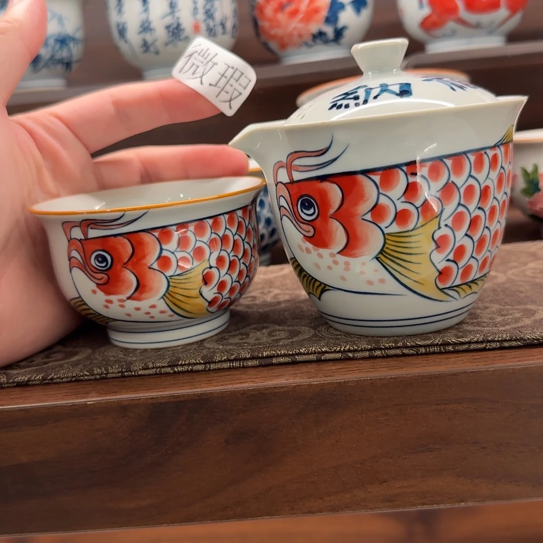 釉下手绘茶具微瑕