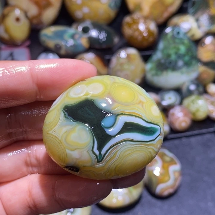 玛瑙/玉髓未镶嵌珠宝半成品122