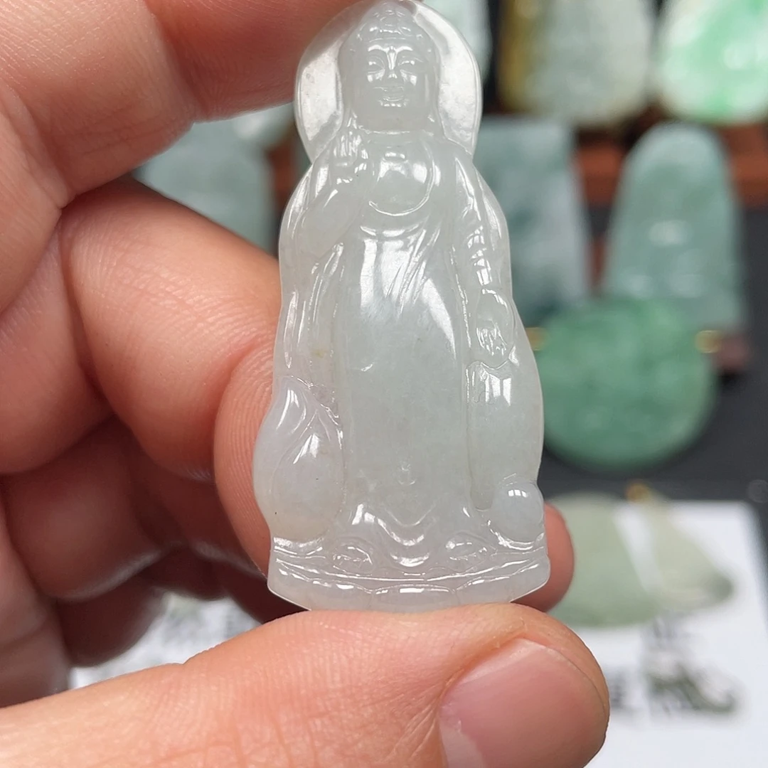 翡翠未镶嵌颈饰阿弥陀佛