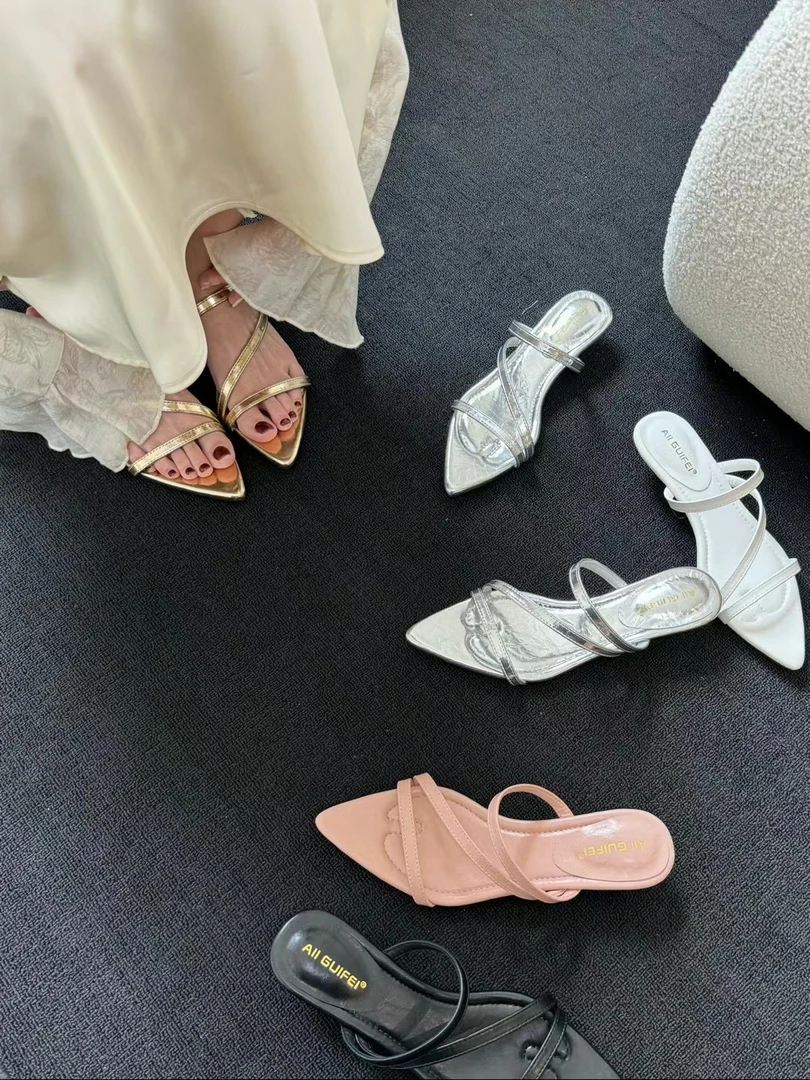 罗马鞋凉拖鞋低跟972-6女尖头时装凉拖一字带时装粗跟气质时尚