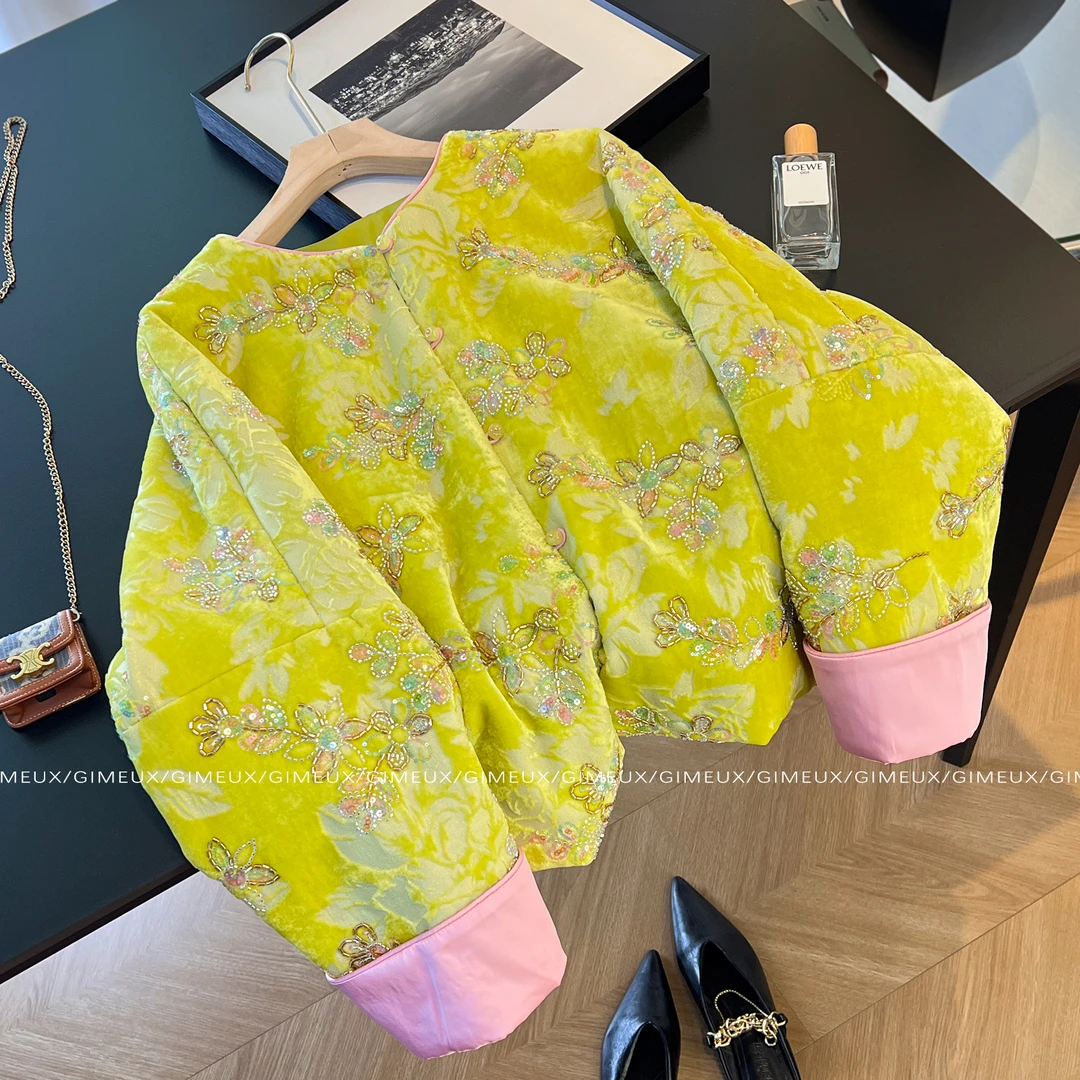 新中式刺绣高端丝绒外套女2025冬季设计感钉珠轻奢气质加厚棉上衣