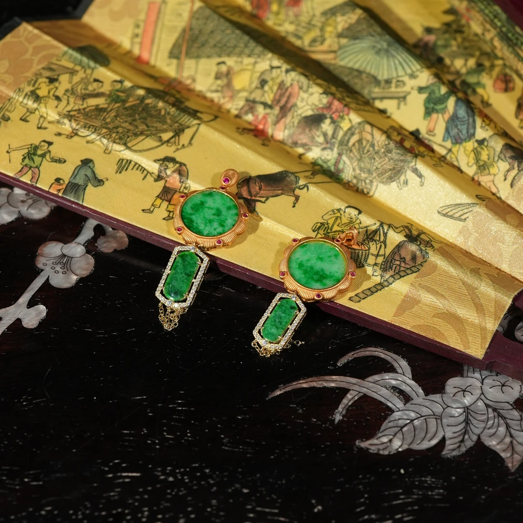 2.9香港王老板-翡翠镶嵌吊坠多样性发一5y94