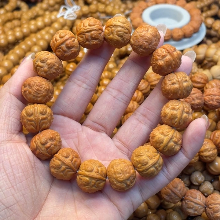 猴头微暇蝉王手串