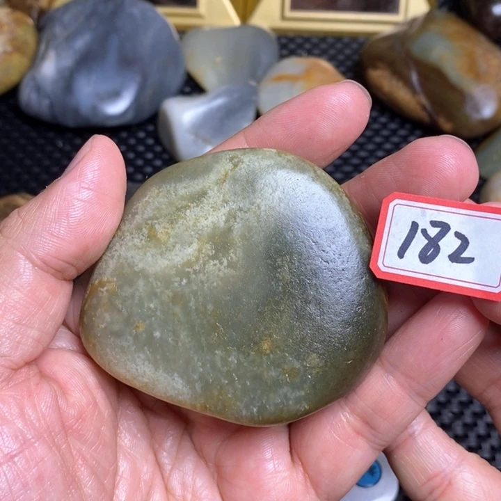 未镶嵌和田玉把件182