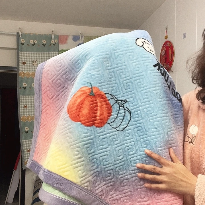 牛奶绒聚酯纤维炫彩南瓜1.2米