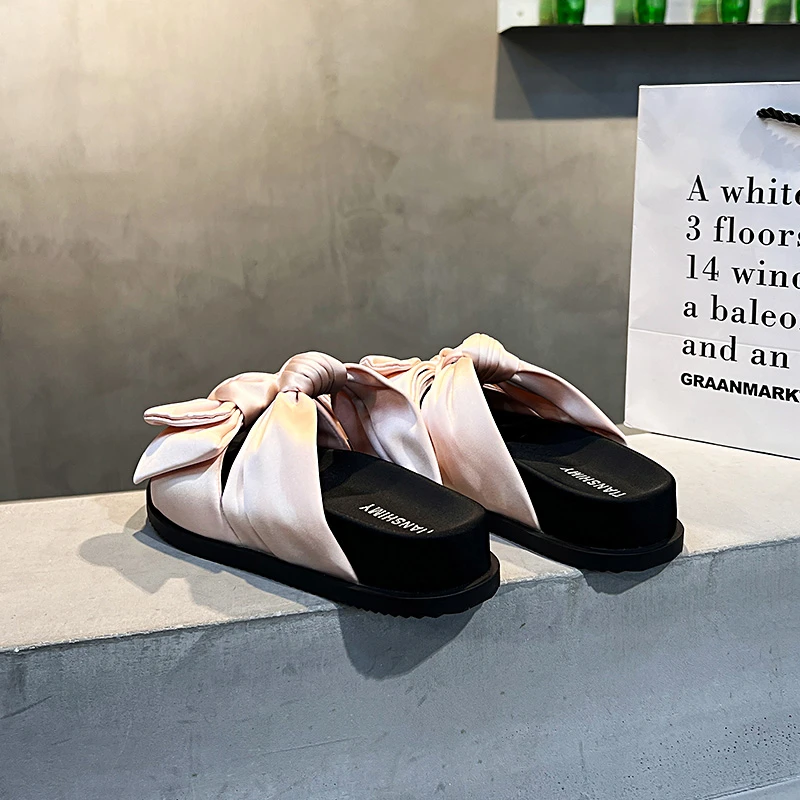 粉色蝴蝶结厚底拖鞋女鞋夏天外穿百搭时尚性感超火软底沙滩鞋X576