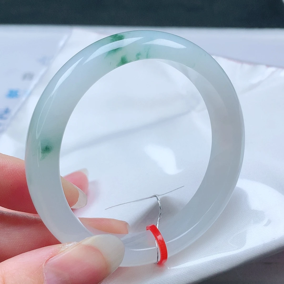 翡翠手镯未镶嵌54/55圈