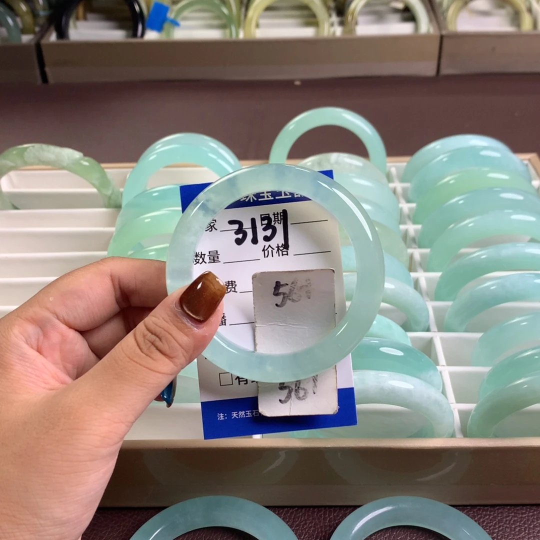 未镶嵌蛇纹石玉手镯3131