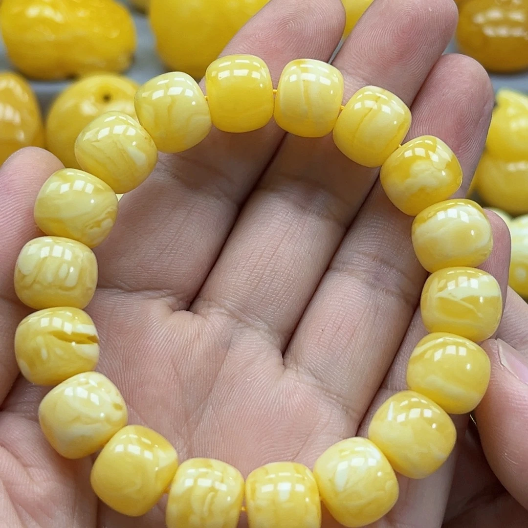 蜜蜡未镶嵌珠宝奇石