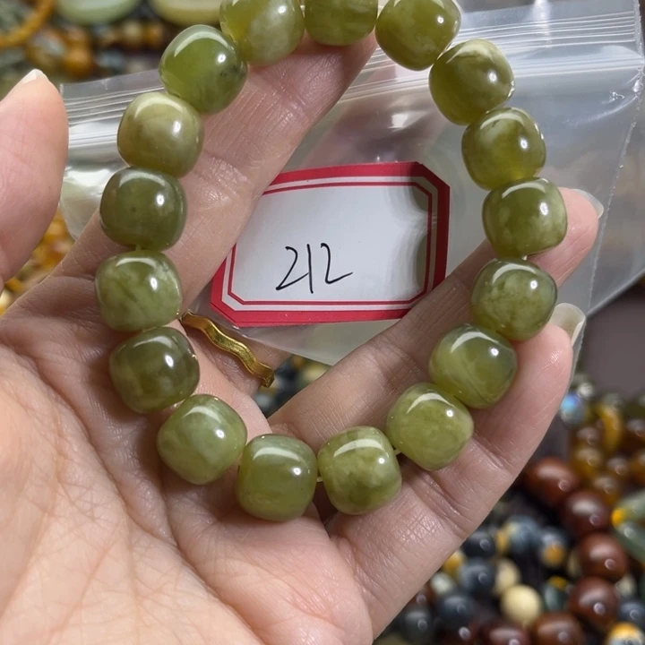 蛇纹石玉未镶嵌手链