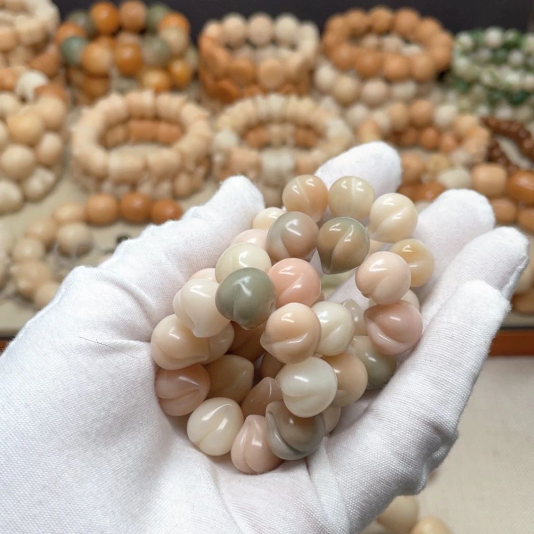 菩提根/象牙果吊坠水磨桃捻一个952