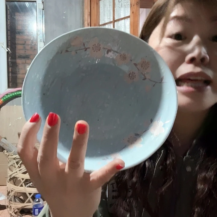 雪花釉梅花7.75寸盘