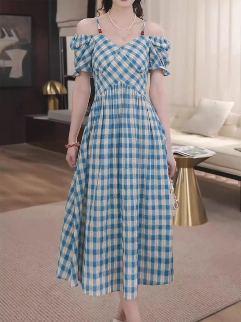 独特漂亮气质田园风格子露肩连衣裙女装2025夏季新款时尚收腰长裙