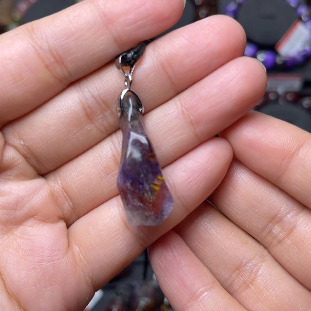 未镶嵌水晶手链极光四色吊坠