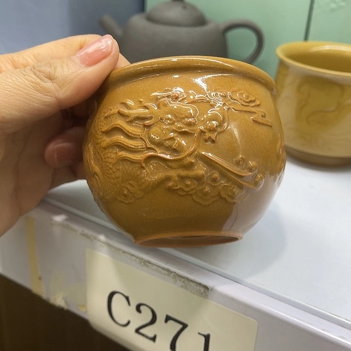 瓷片福利待遇多多元旦快乐