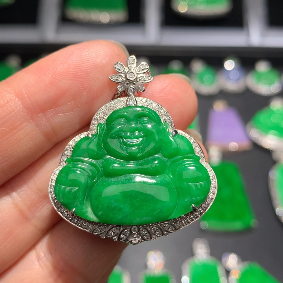 翡翠颈饰18K金镶嵌翡翠