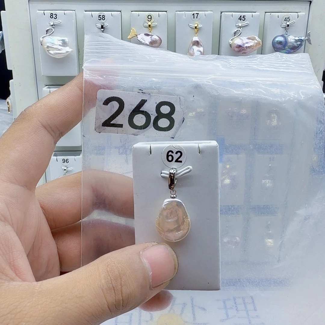 合金颈饰淡水珍珠