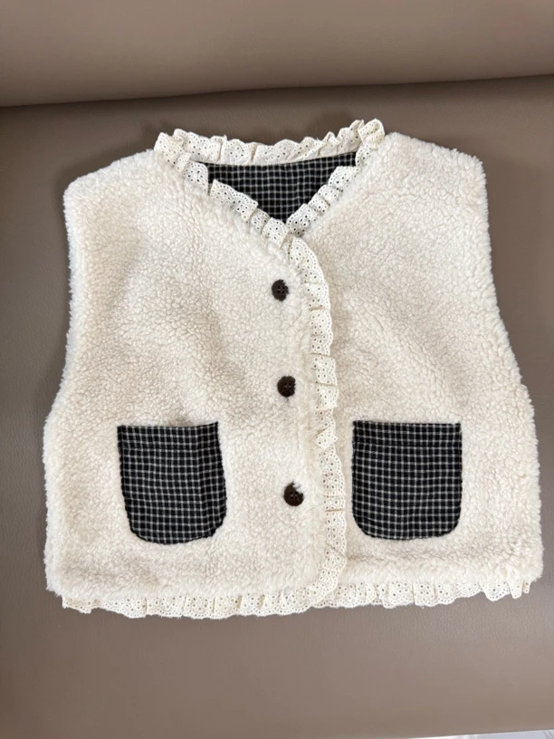 芒果｜羊羔毛蕾丝花边马甲秋冬