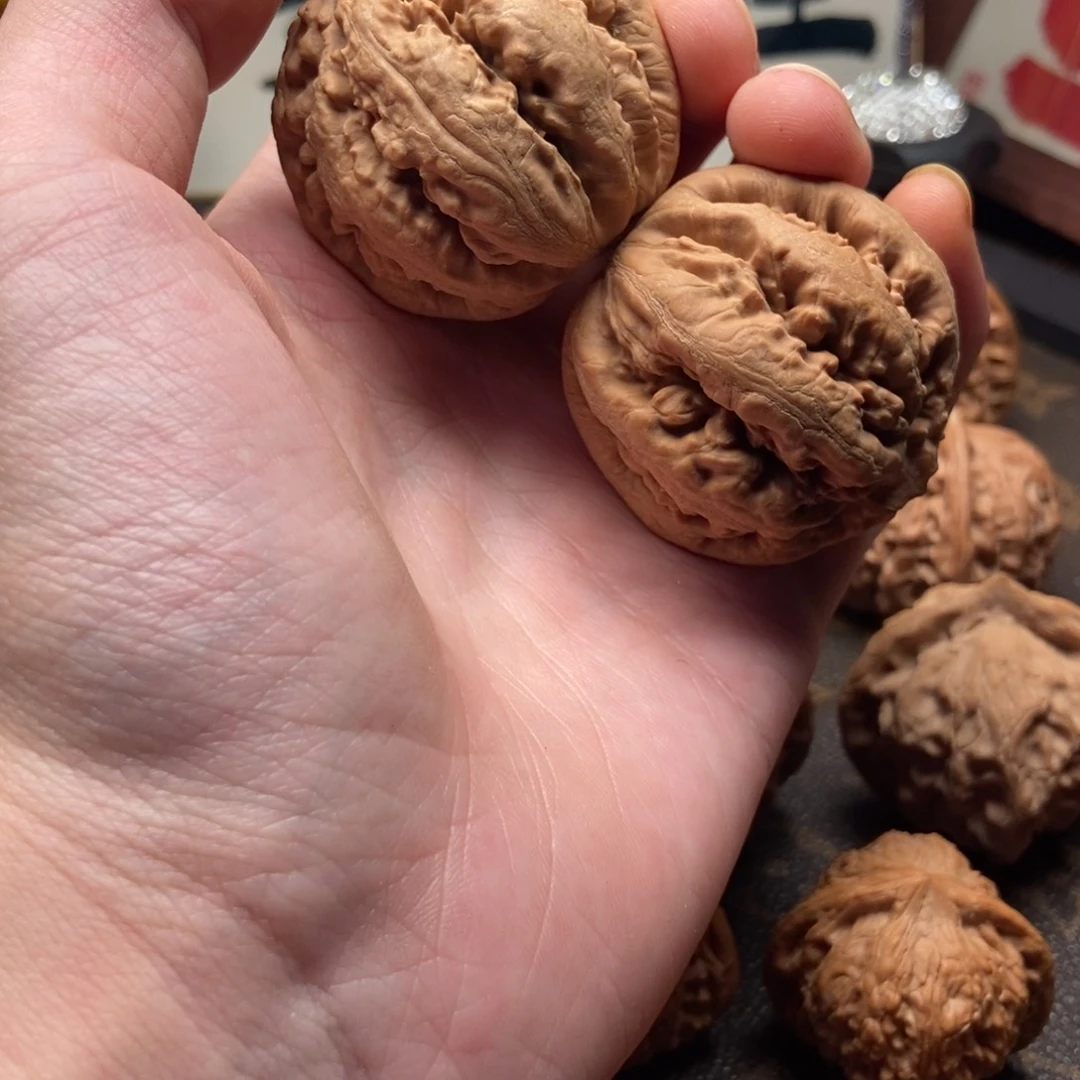 坏***e文玩核桃吊坠霸王龙