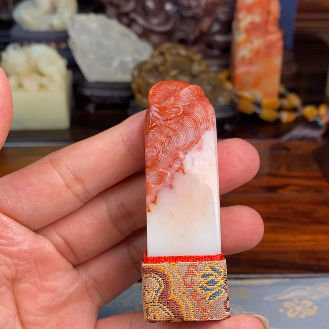 上***君寿山石收藏作品石