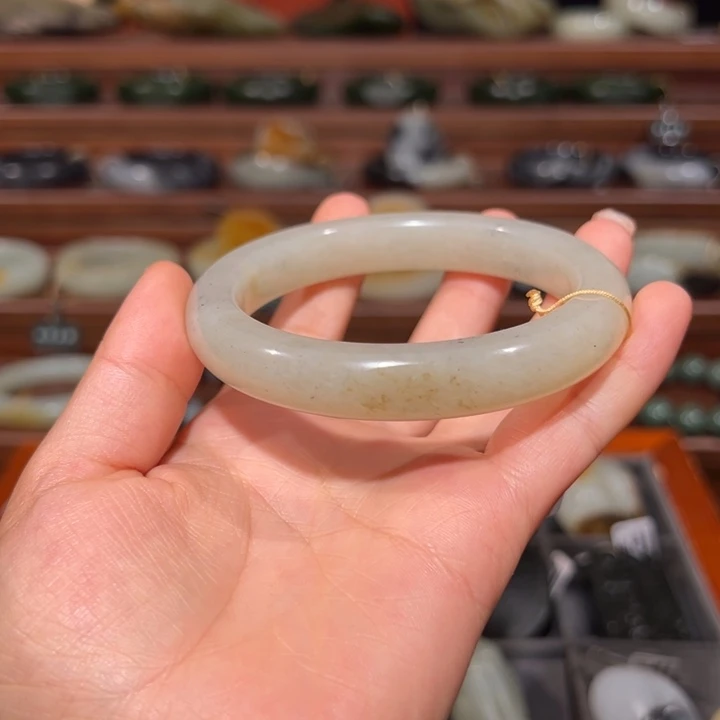 和田玉（子料）未镶嵌手镯
