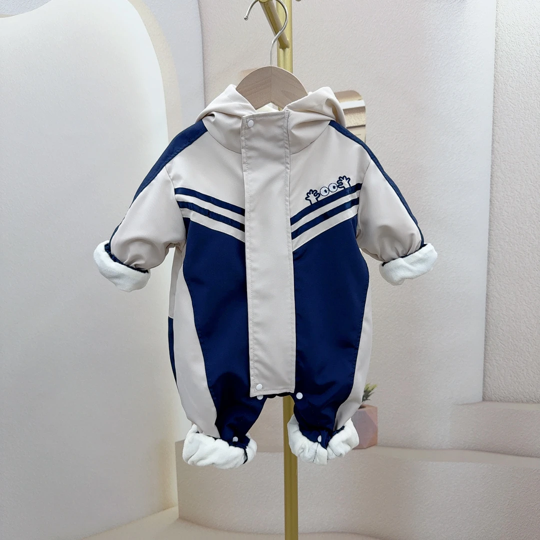 （加绒）婴儿连体冲锋衣连帽小眼睛时尚保暖加绒款男宝宝休闲哈衣