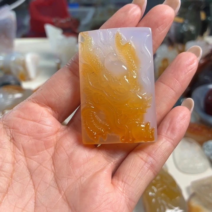未镶嵌颈饰玛瑙/玉髓