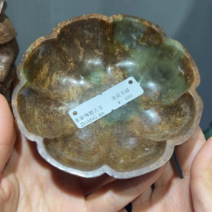 和田玉颈饰未镶嵌赏**茗