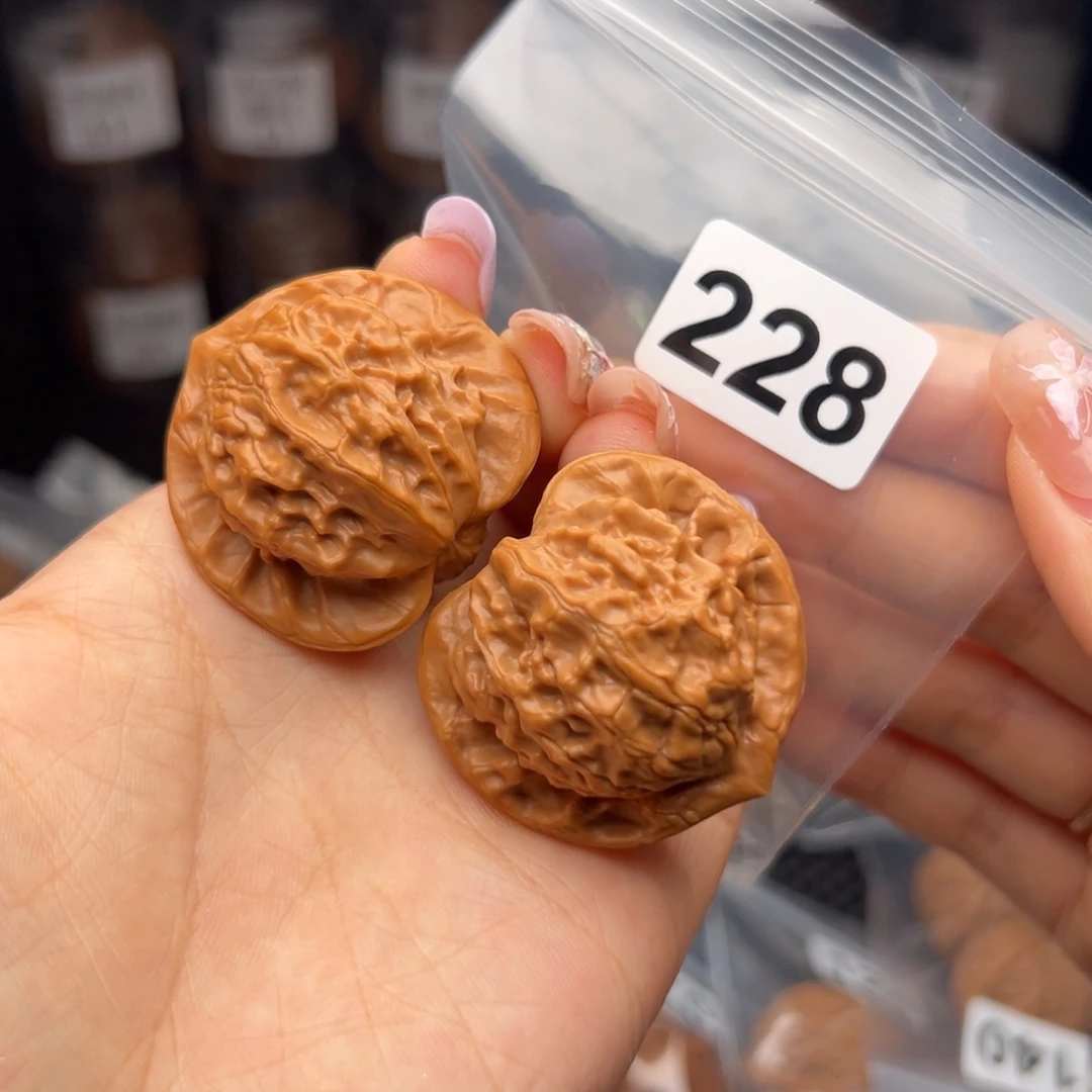 快***爸文玩核桃吊坠图图