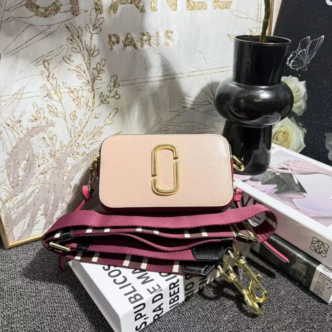 95新 Marc Jacobs/莫杰 相机包G25100977尺寸18.5X11