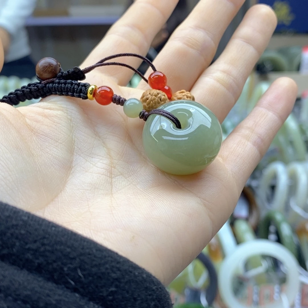 和田玉未镶嵌挂件