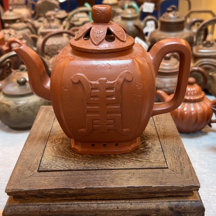 紫砂壶等艺术精品