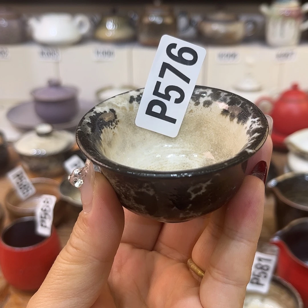 朱泥茶杯陶瓷艺术