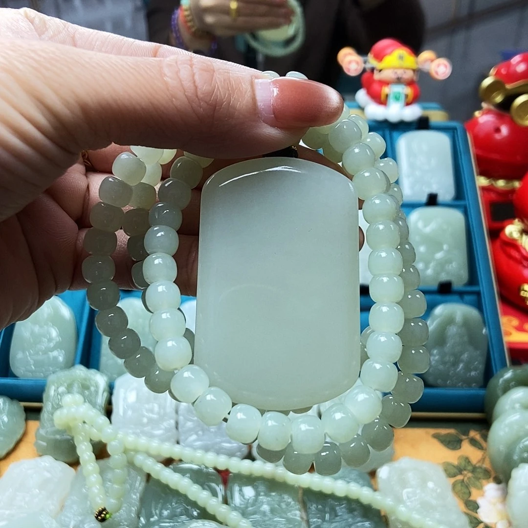 和田玉颈饰未镶嵌日*