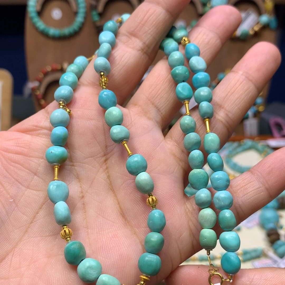 绿松石18K金镶嵌锁骨