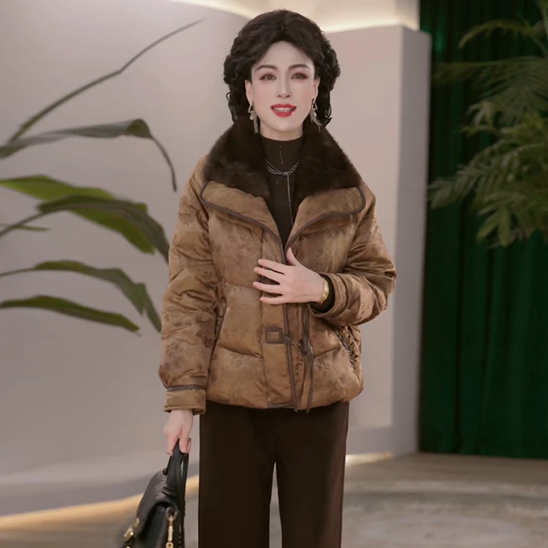 2025新款妈妈装气质冬装90白鸭绒羽绒服年货中年女装保暖冬季外套