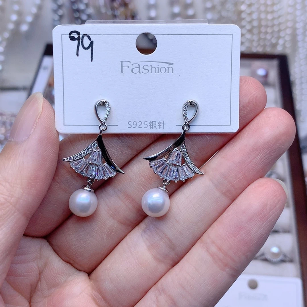 【闪购商品】银S925镶嵌耳饰淡水珍珠