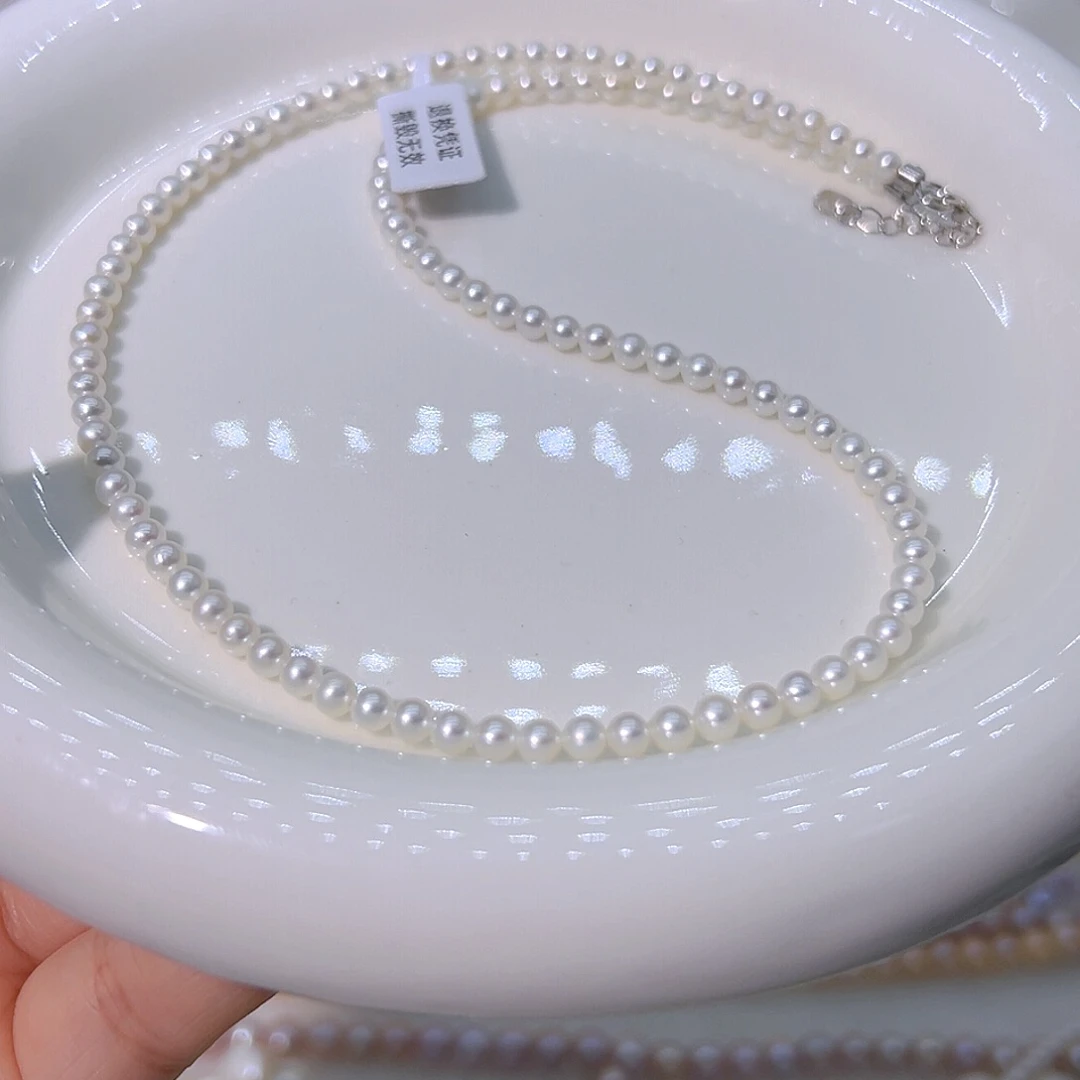 3.5到4MM极光天然珍珠银S925镶嵌淡水珍珠