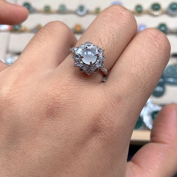 翡翠未镶嵌戒指戒指