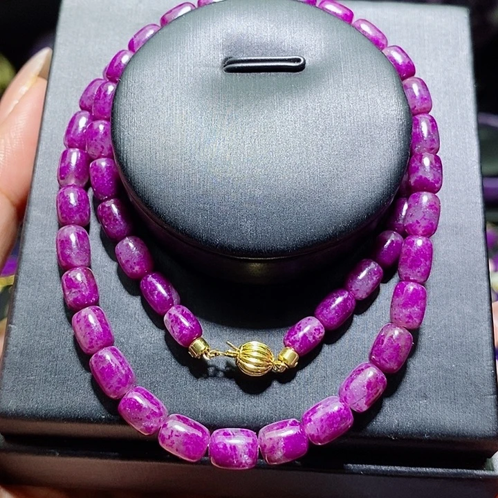 未镶嵌苏纪石（舒俱来）项链