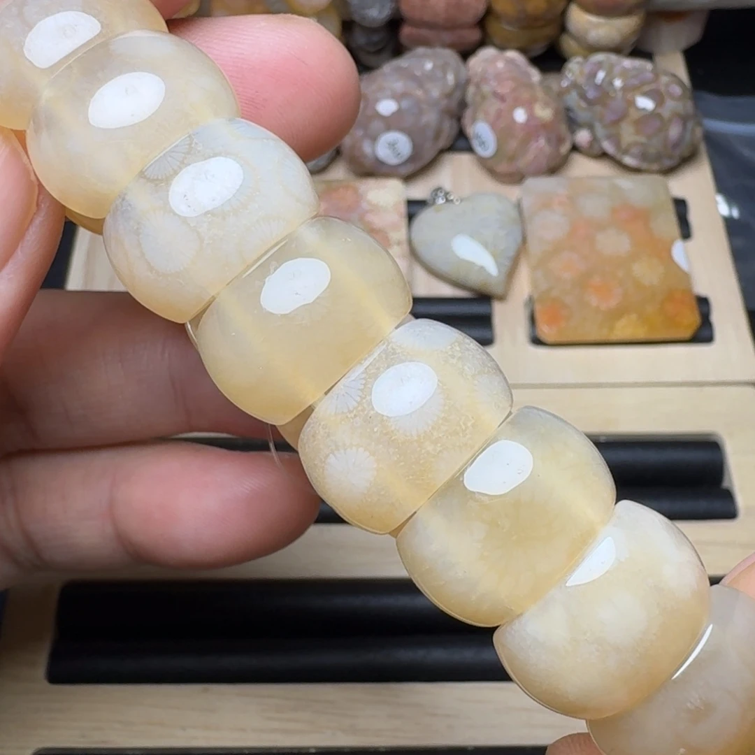 硅化玉未镶嵌纯天然色有机玉石保真色