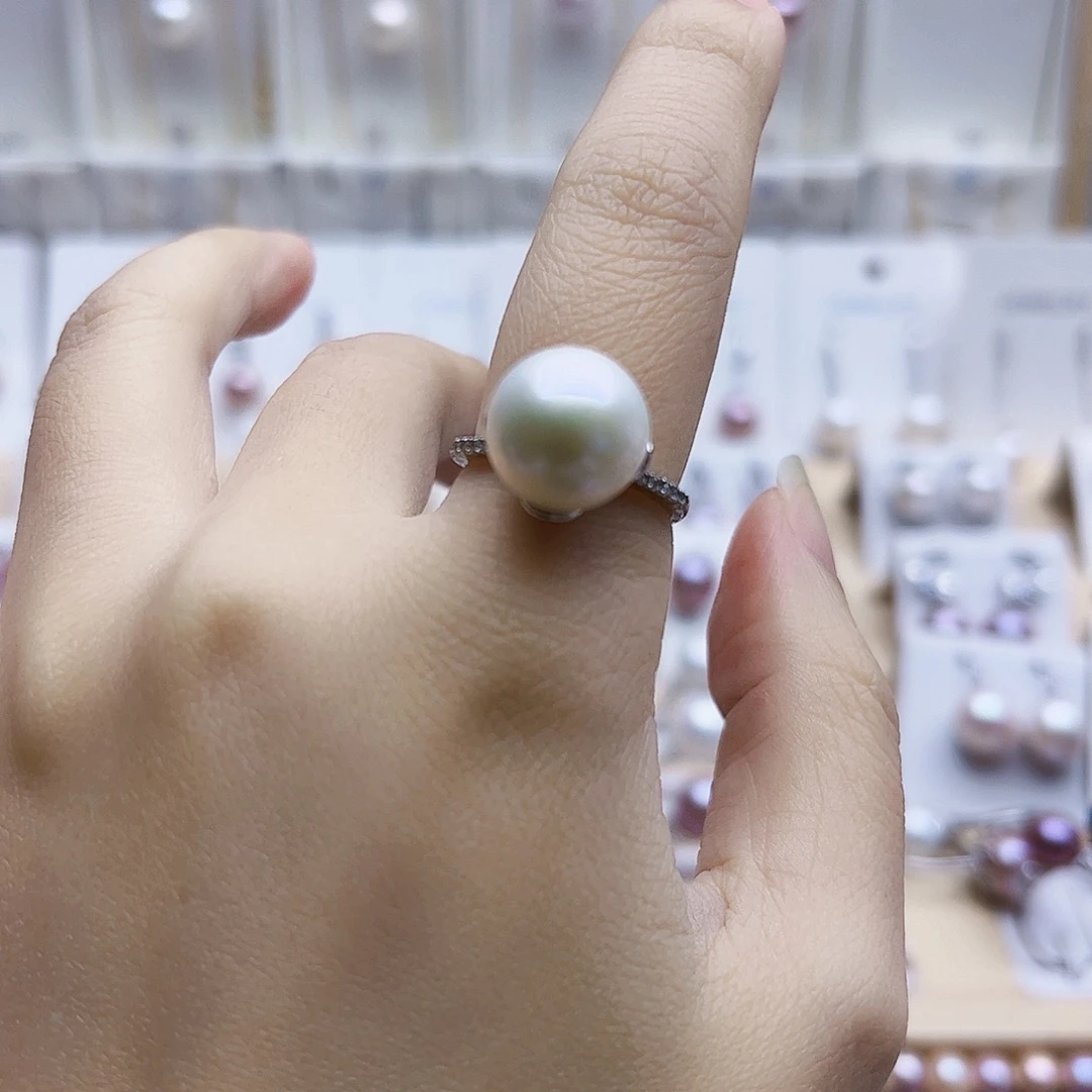 银S925镶嵌淡水珍珠戒指11.4
