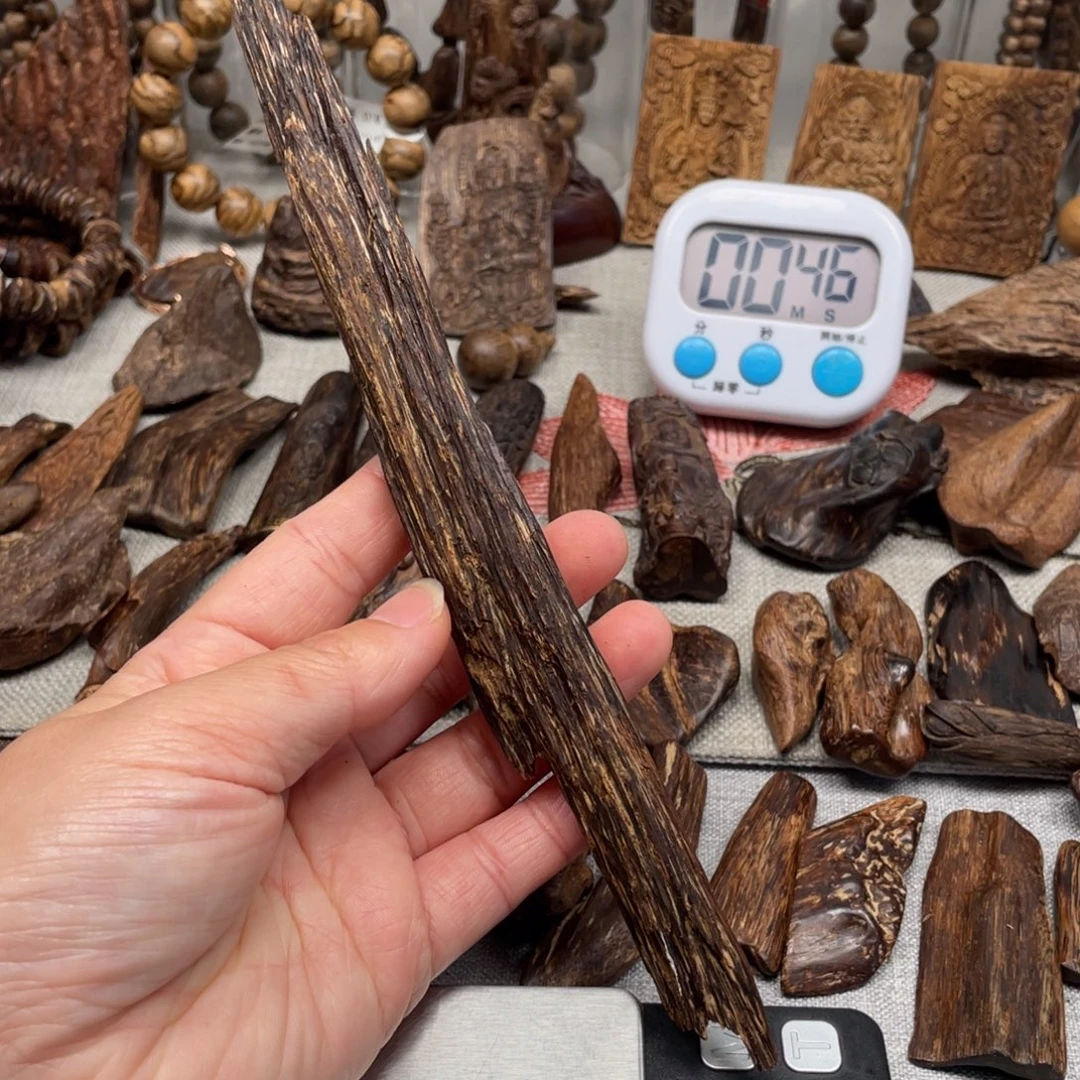 沉香沉香碎屑文莱九分黑棋17+